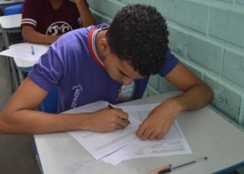 Estudantes participam de avaliações de Língua Portuguesa e Matemática pelo Sistema Sabe