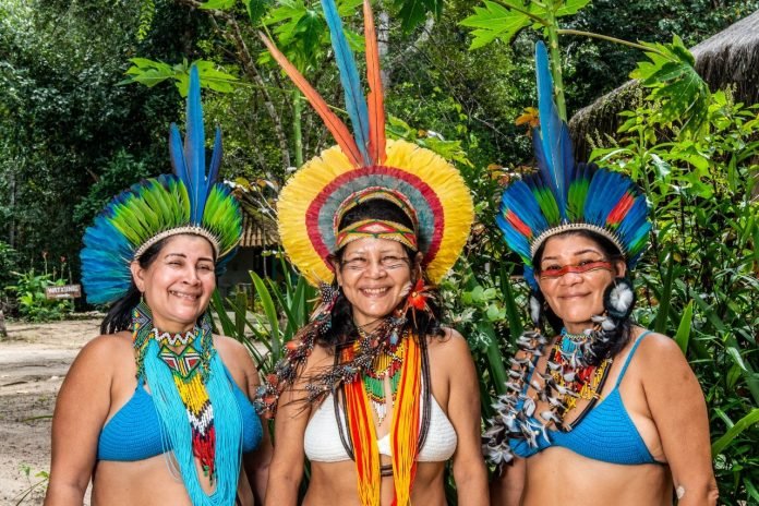 indígenas_indias