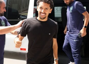 Marquinhos e Neymar se apresentam e completam seleção em Cuiabá