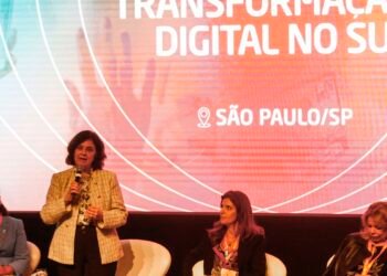 Digitalização deve fortalecer SUS, diz secretária de Saúde