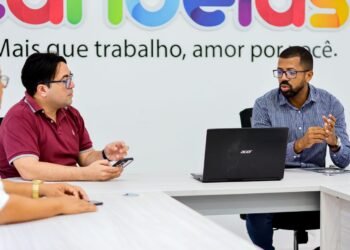Prefeitura se reúne com representantes do SENAI para viabilizar cursos profissionalizantes – Prefeitura Municipal de Candeias.