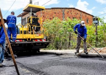 Prefeitura inicia pavimentação asfáltica no Ouro Negro – Prefeitura Municipal de Candeias.