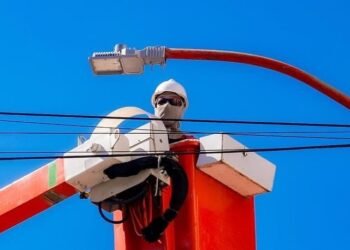 Prefeitura segue realizando a modernização da iluminação pública – Prefeitura de Simões Filho