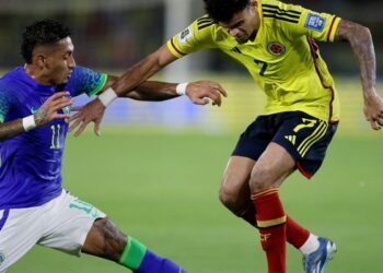 Brasil joga mal e perde para Colômbia em Barranquilla