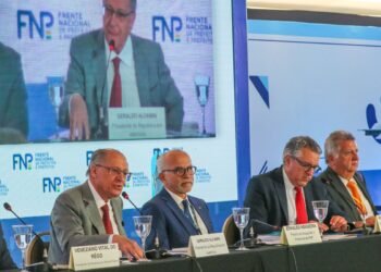 Alckmin confirma transferência de R$ 8,7 bilhões a municípios