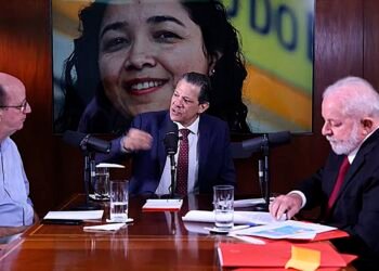 Lula pede que pessoas renegociem dívidas pelo programa Desenrola