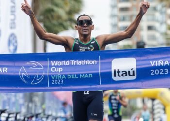 Brasil conquista dobradinha na Copa do Mundo de triatlo