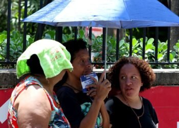 Calor marca segundo dia de provas do Enem