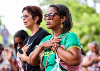 Evangélicos celebram Dia da Bíblia com caminhada, orações e atrações musicais – Prefeitura Municipal de Candeias.