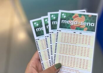Caixa sorteia dezenas da Mega com prêmio superior a R$ 2,8 milhões