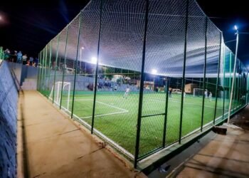 Prefeitura entrega Campo de futebol e nova iluminação de led na Quadra IV, no CIA 2 – Prefeitura de Simões Filho