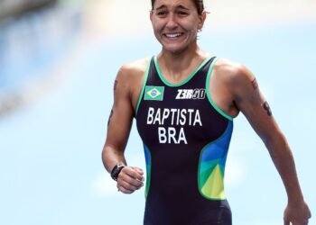 Triatleta Luisa Baptista é transferida para Hospital das Clínicas