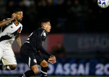 Brasileiro: Vasco enfrenta Bragantino pela permanência na Série A