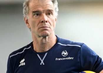 Bernardinho assume o comando da seleção masculina de vôlei