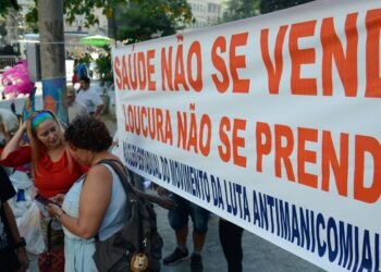 Especialistas discutem alternativas a tratamentos manicomiais