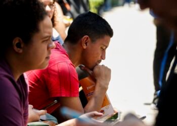 Resultados do Pisa reforçam gargalo no ensino de matemática no Brasil