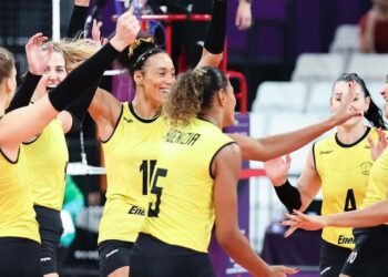 Vôlei: Praia vence na estreia e vai às semifinais do Mundial de Clubes