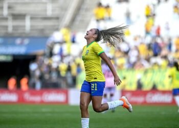 Amistoso: seleção feminina vira 2 vezes contra Japão e vence por 4 a 3