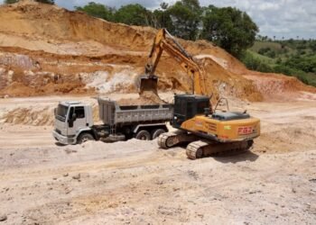 Construção da Via de ligação Via Universitária/Simões Filho 1 avançam – Prefeitura de Simões Filho