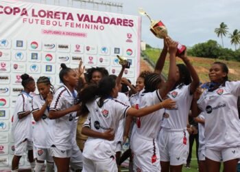 Vitória e Revelação conquistam troféu de equipes campeãs da segunda edição da Copa Loreta Valadares