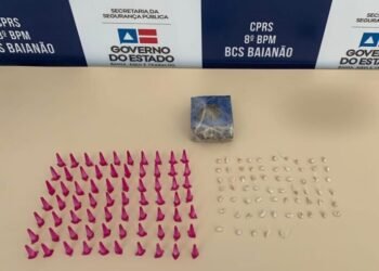 PM prende quatro suspeitos de tráfico no interior baiano