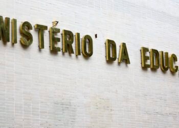 MEC abre fase de declaração de matrículas de escolas em tempo integral