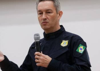 PRF começa a testar câmeras corporais no segundo semestre no Rio