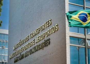 Guia orienta organizações sobre edital para rádios comunitárias