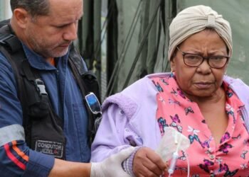 Casos graves de dengue têm alta; idosos são os mais afetados