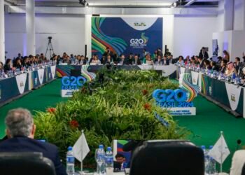 Chances de pouso suave da economia global sobem, diz documento do G20