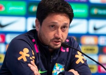 Seleção feminina: Arthur Elias inova na convocação para a Copa Ouro