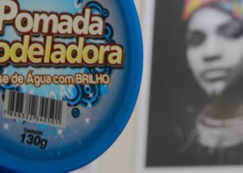 Escolha de pomadas modeladoras de cabelos deve seguir lista da Anvisa