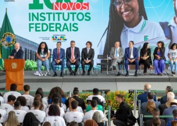 Governo expandirá rede federal de ensino, com 100 novos campi