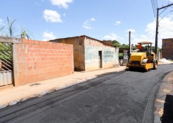 Avenida Camaçari – KM 30 recebe pavimentação asfáltica – Prefeitura de Simões Filho