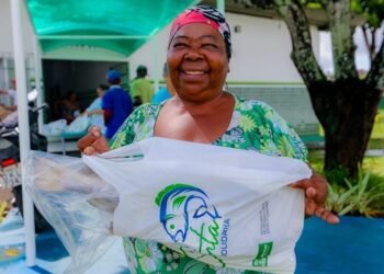 Prefeitura entrega 60 toneladas de peixe para cerca de 20 mil famílias – Prefeitura de Simões Filho