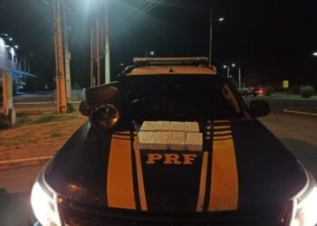 PRF apreende 8 Kg de cocaína em caixa de som de um veículo na Bahia
