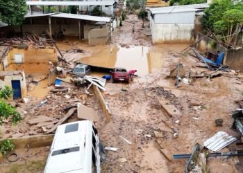 Espírito Santo anuncia medidas para atender afetados pelas chuvas