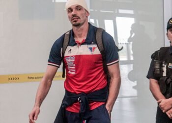 STJD pune Sport a 8 jogos sem torcida por ataque a ônibus do Fortaleza