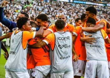 Nova Iguaçu bate Vasco e alcança final do Carioca pela 1ª vez