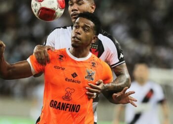Vasco e Nova Iguaçu empatam no 1º jogo das semifinais do Carioca