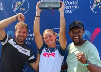 Laura Pigossi é campeã em Pretória e sobe oito posições no ranking