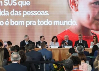 Saúde anuncia política para ampliar acesso a especialistas no SUS