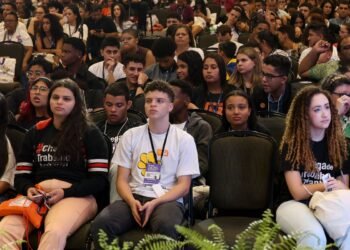 Público infantojuvenil vota propostas sobre os próprios direitos