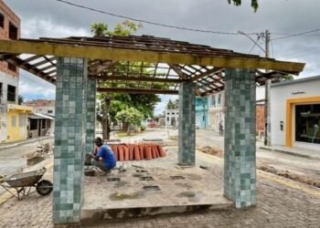 Obras de requalificação da Praça do Galo avançam – Prefeitura de Simões Filho