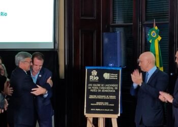 Município do Rio e TSE lançam pedra fundamental do Museu da Democracia