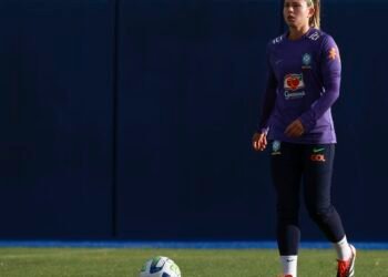 Fernanda Palermo diz esperar confronto físico com o Canadá