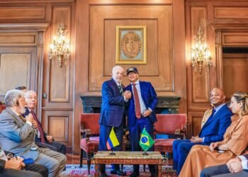 Colômbia propõe garantia de vida a quem perder eleição na Venezuela