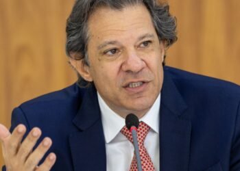 Haddad pede pacto entre Poderes após decisão de Pacheco
