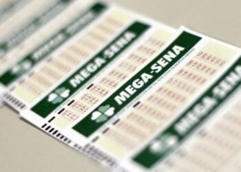 Mega: Caixa sorteia dezenas com prêmio de mais de R$ 56,2 milhões