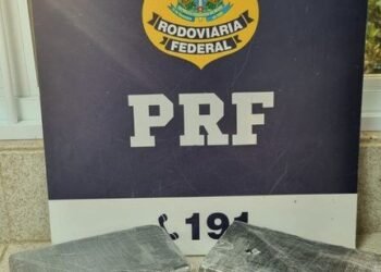 PRF flagra grávida com mais de 4 kg de cocaína em ônibus interestadual na Bahia